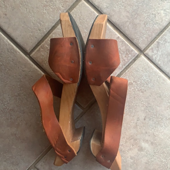 Cydwoq Revolt Sandals - Picture 3 of 6